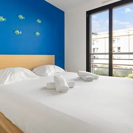 Le Sud - Quiet - Spacious - Ac - Private Car Park - Aerodrome *